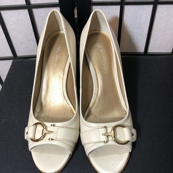 Anne Klein Shoes - ANNE KLEIN 8M CREAM COLORED OPEN TOE HEELS